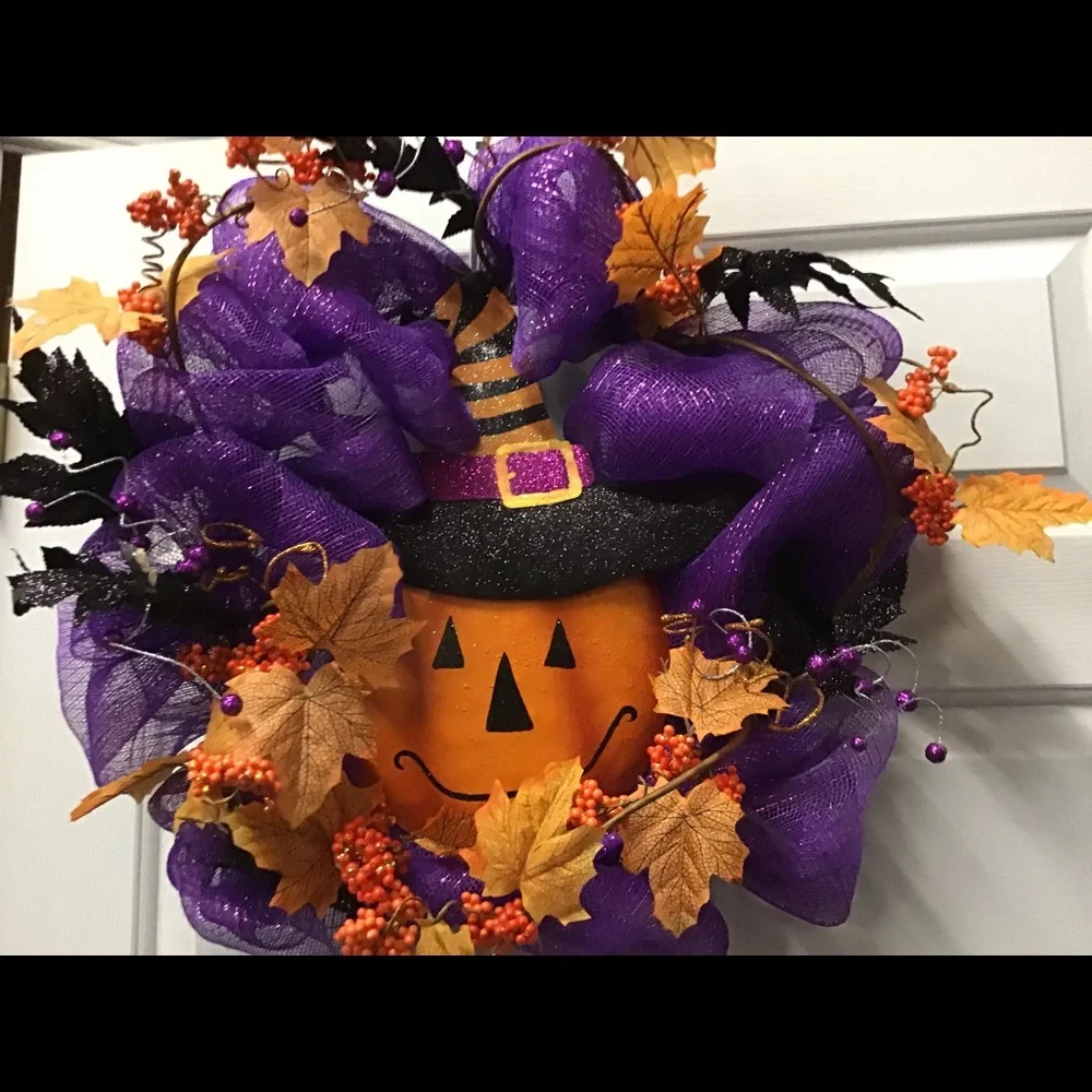 NWT Halloween fall wreath pumpkin witch